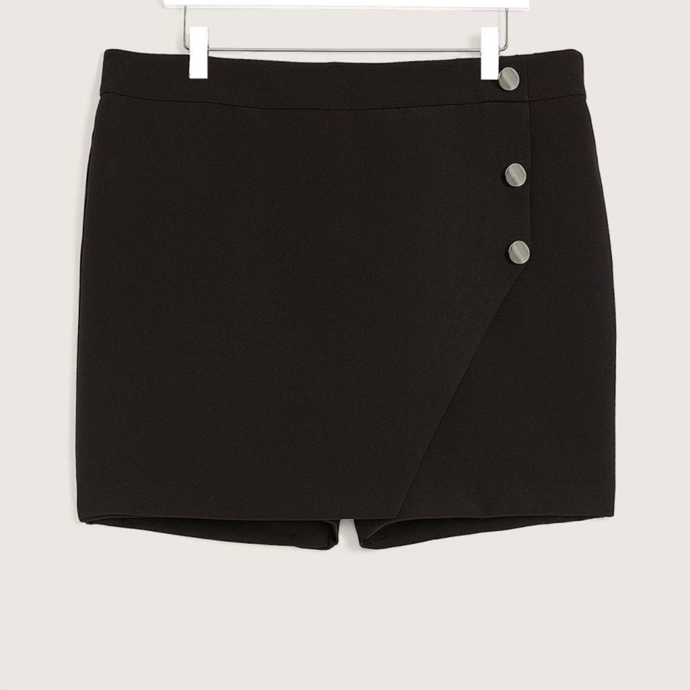 Addition Elle Black Skort with Button Accents - Picture 4 of 8